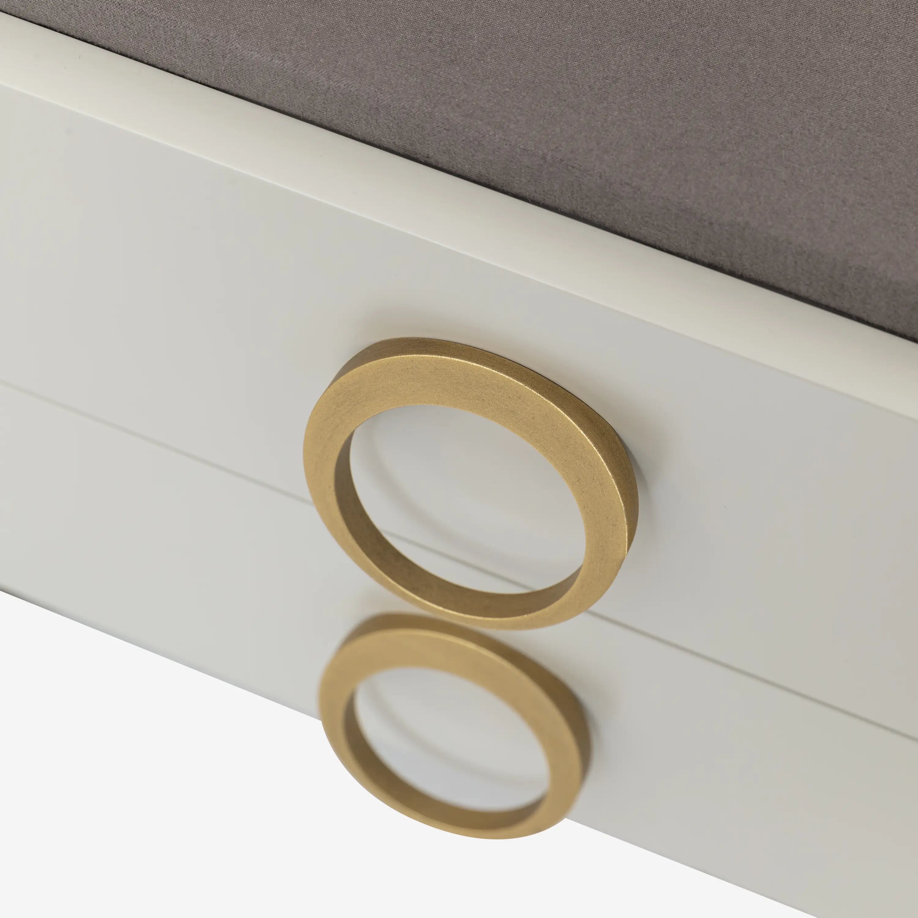 Bella Commode